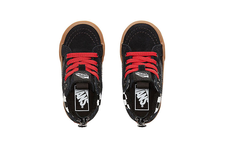 Shop Vans 滑板鞋 '黑红色' VN0A32R3UJT