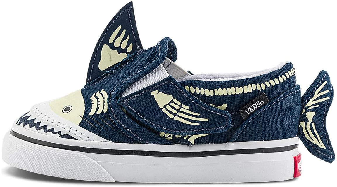 vans-slip-on-v-shark-glow-toddler