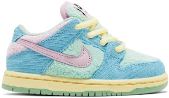(Toddler) Verdy x Nike Dunk Low SB 'Visty' FZ7194-400 (Toddler) Verdy x Nike Dunk Low SB 'Visty' FZ7194-400