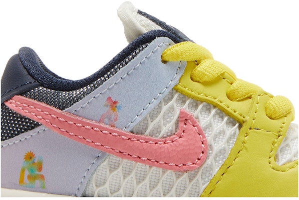 (幼童) Xavier Schipani x Nike SB Dunk Low '勇敢真我 - 跨性別喜悅' DX9219-100 Order (幼童) Xavier Schipani x Nike SB Dunk Low '勇敢真我 - 跨性別喜悅' DX9219-100