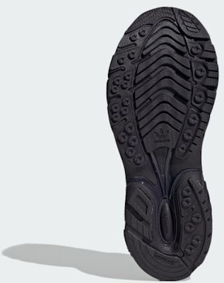 (W) Adidas Adistar Pose Wanita IH8027 Lookbook (W) Adidas Adistar Pose Wanita IH8027