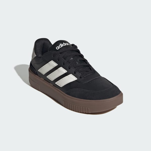 Shop (W) Adidas Courtblock Sneakers JP9640
