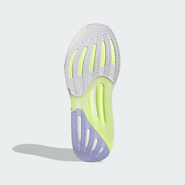 Shop 女款阿迪达斯Supernova Solution 2跑鞋 IH8715