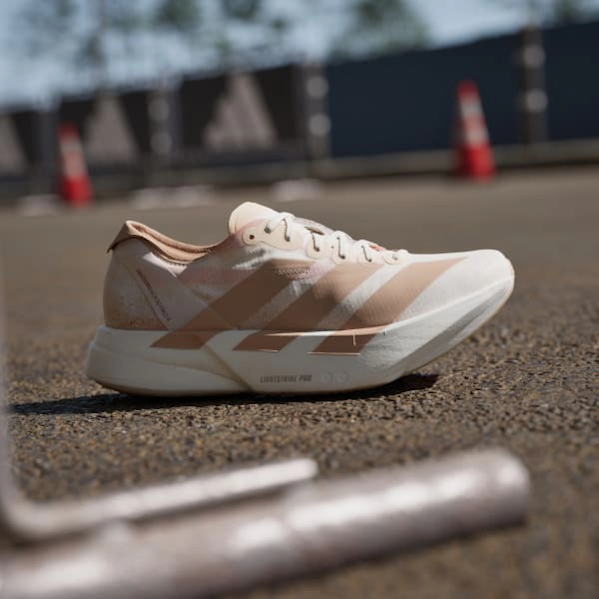 (Women) adidas Adizero Adios Pro 4 'Chalk Sandstone'
