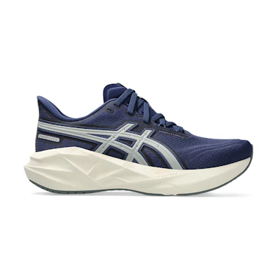 (W) ASICS Novablast 5 'Track Club'