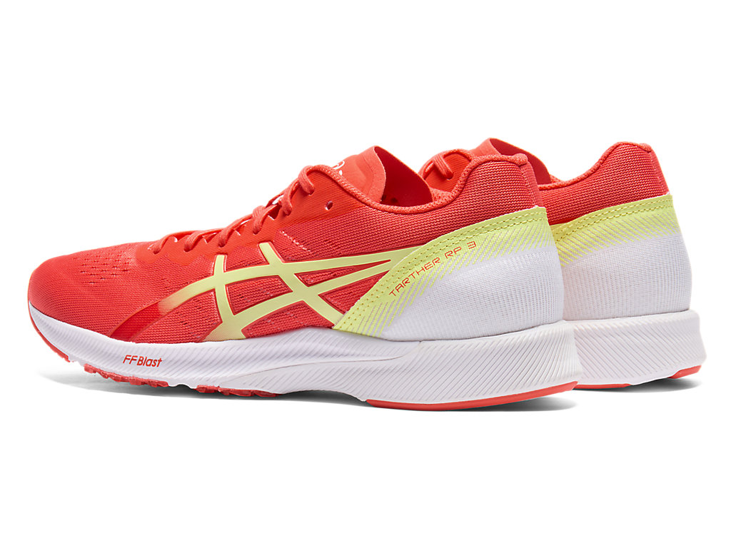 Lookbook （女）亚瑟士 TARTHER RP 3 1012B292-702