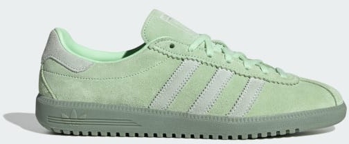 w-brmd-sneaker-collection-ji-2661