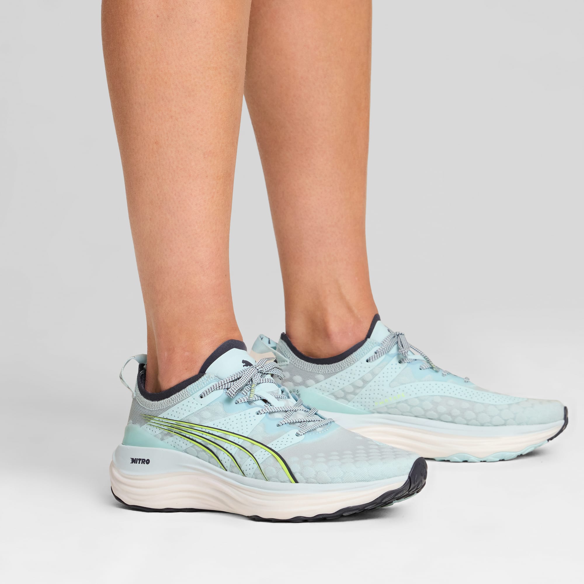 Order (W) ForeverRun NITRO 跑步鞋 377758-22