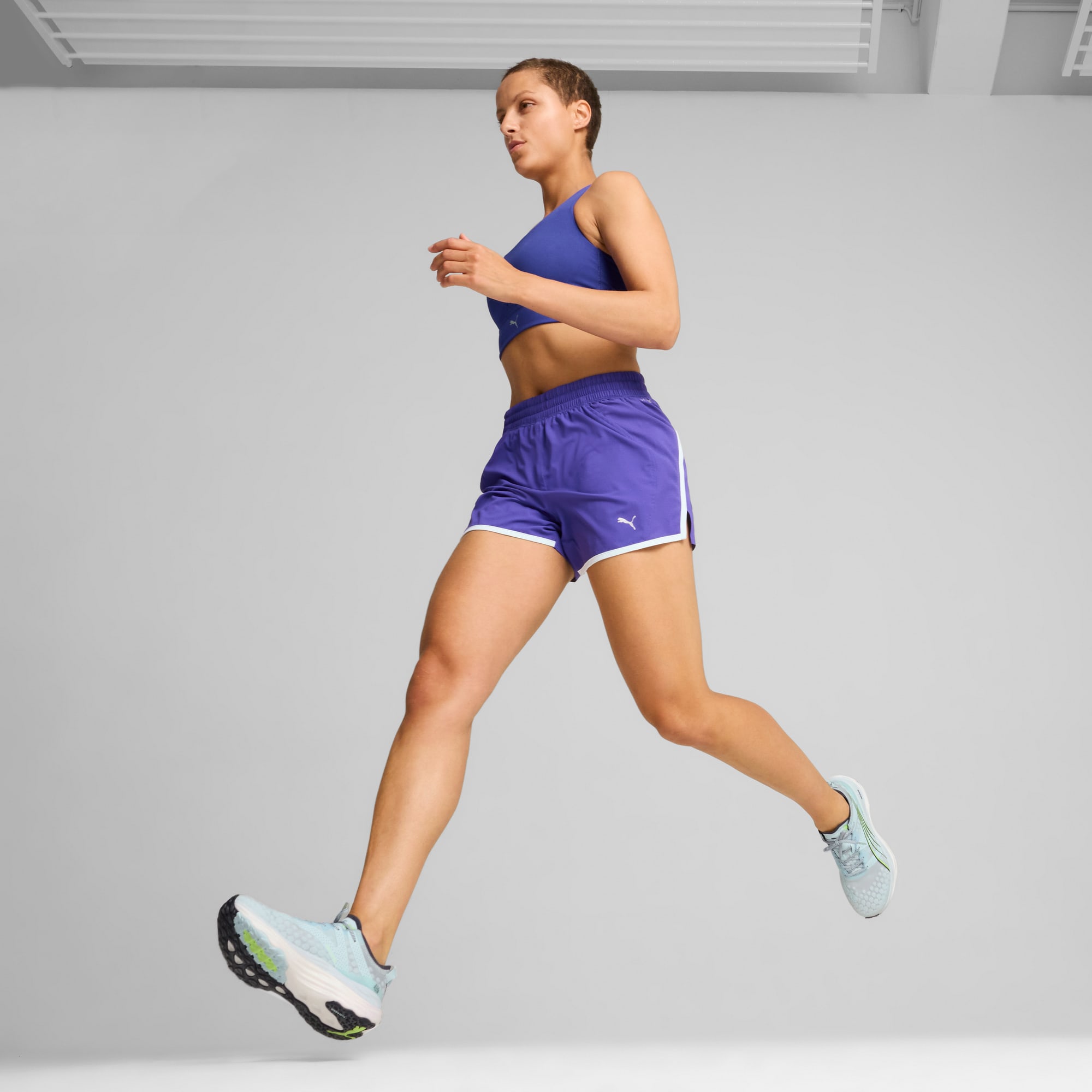 Lookbook (W) ForeverRun NITRO 跑步鞋 377758-22