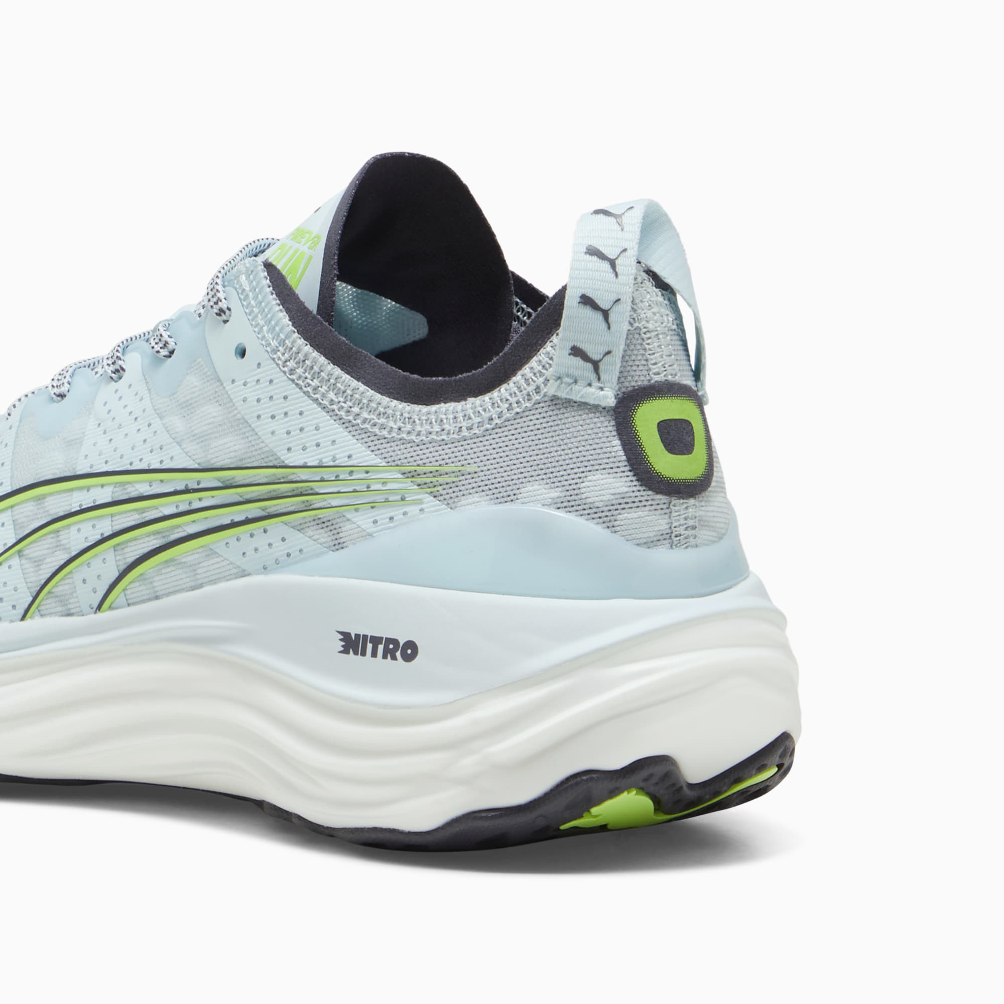 Purchase (W) ForeverRun NITRO 跑步鞋 377758-22