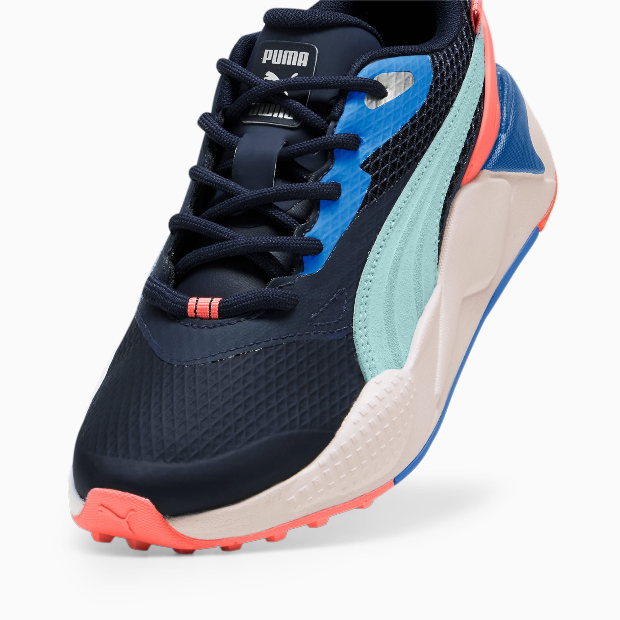 Lookbook (W) 高尔夫 GS-X 无钉效果鞋 309771-04