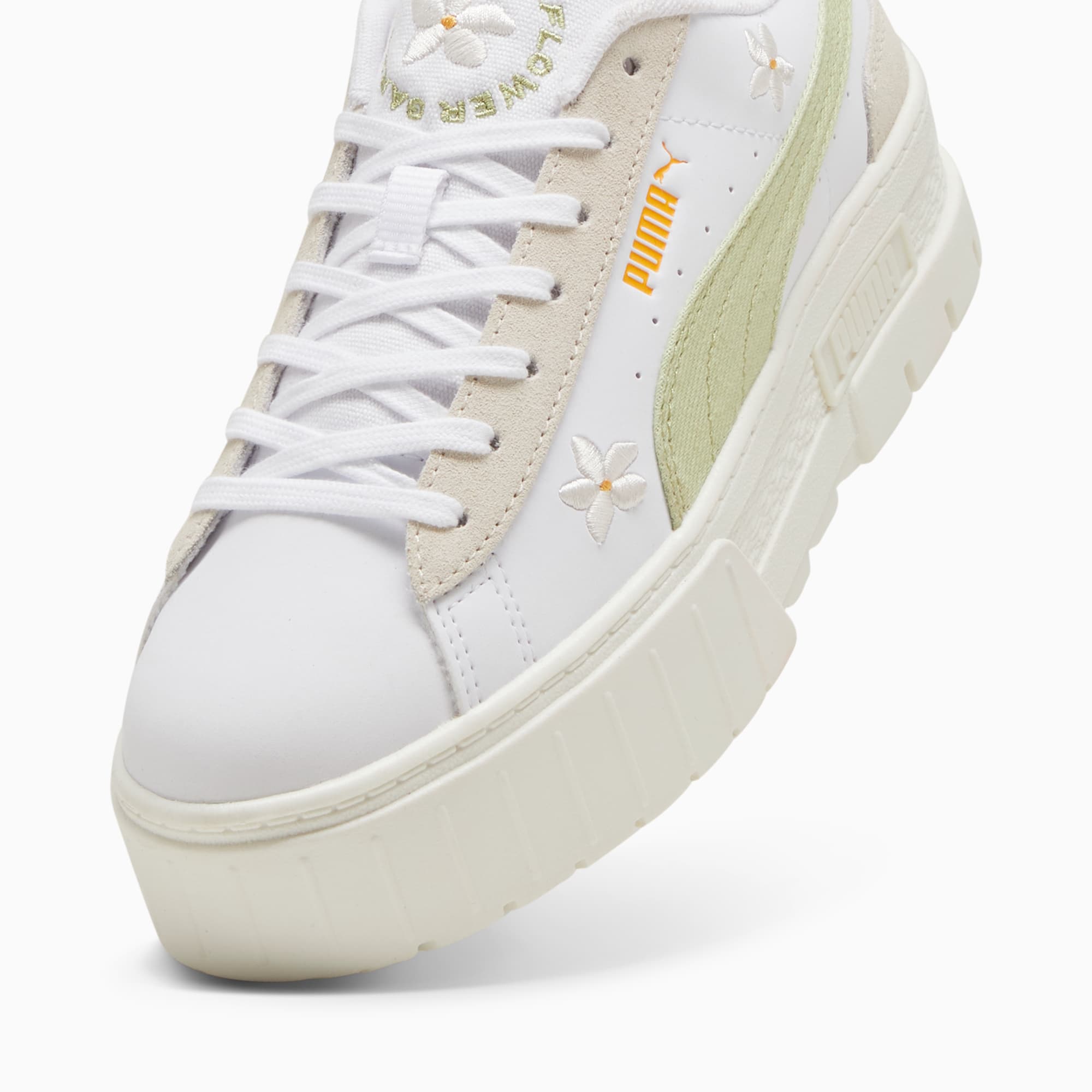 Cheap (W) 迷宫刺绣运动鞋 399674-01