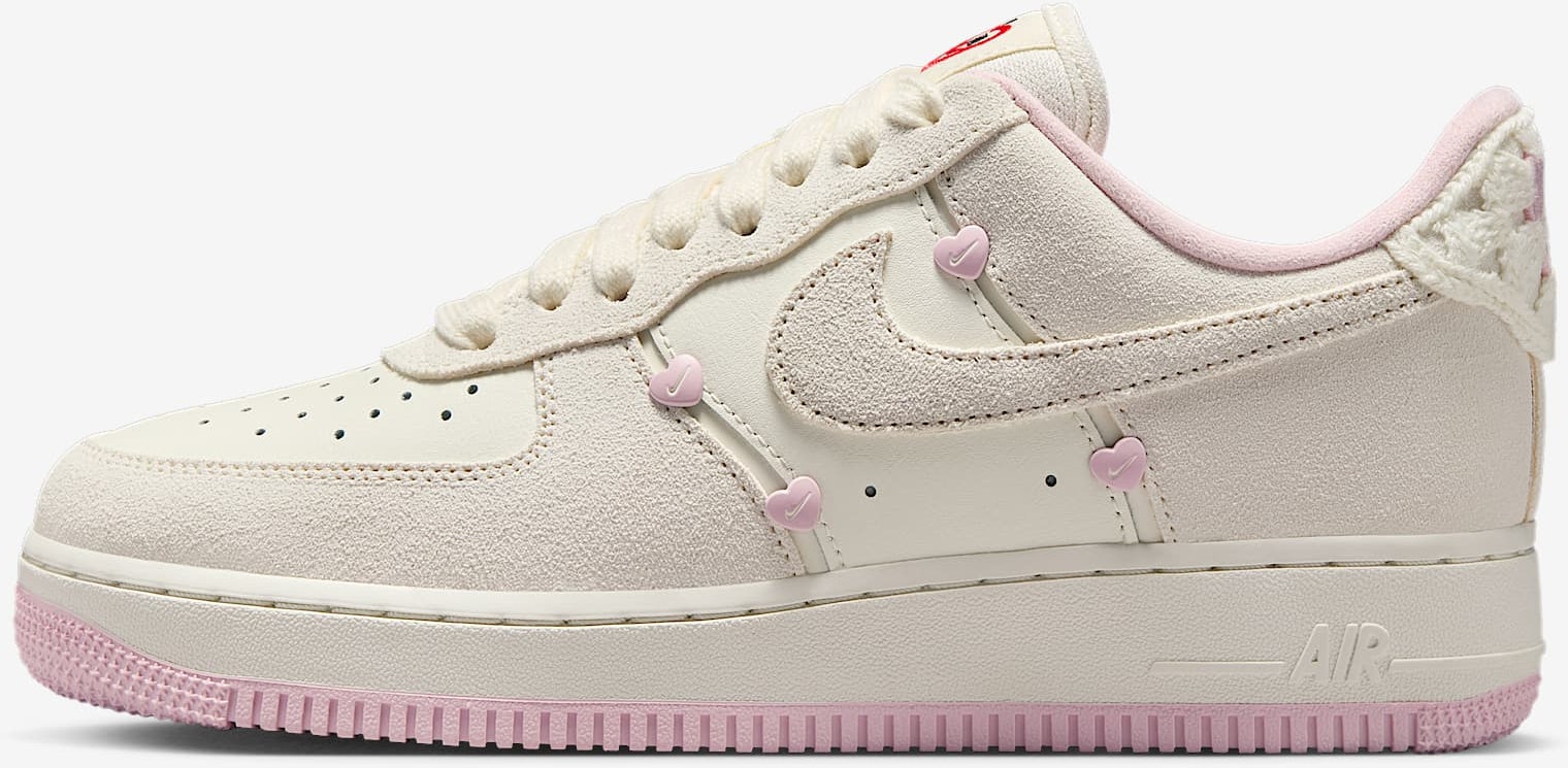 w-nike-air-force-1-07-lx-hv-5992-111