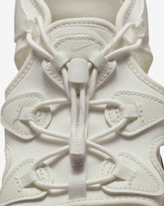 (W) Nike Air Max Koko Wanita HQ1496-121 1