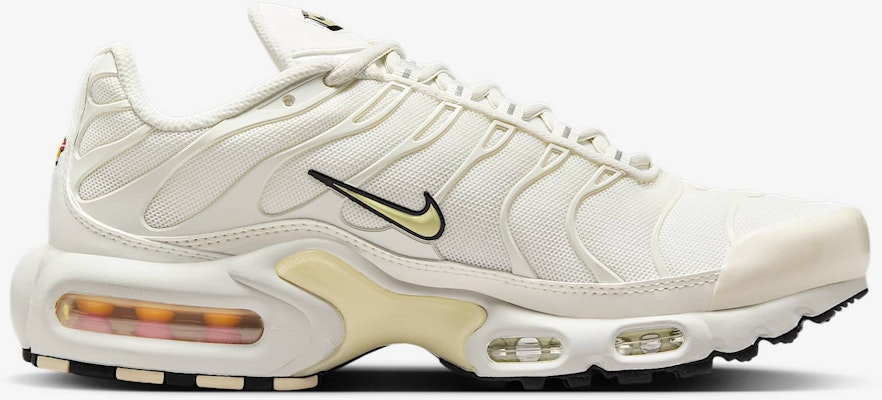 (Women) Nike Air Max Plus Alabaster DM2362-102 Lookbook (Women) Nike Air Max Plus Alabaster DM2362-102