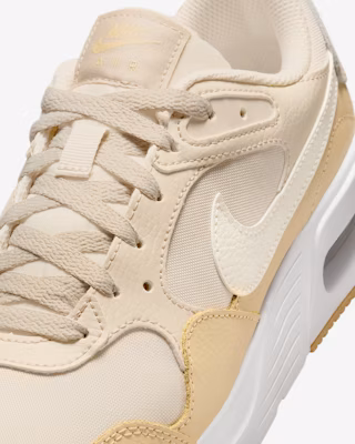 女士耐克Air Max SC运动鞋 CW4554-123 Sizing 女士耐克Air Max SC运动鞋 CW4554-123