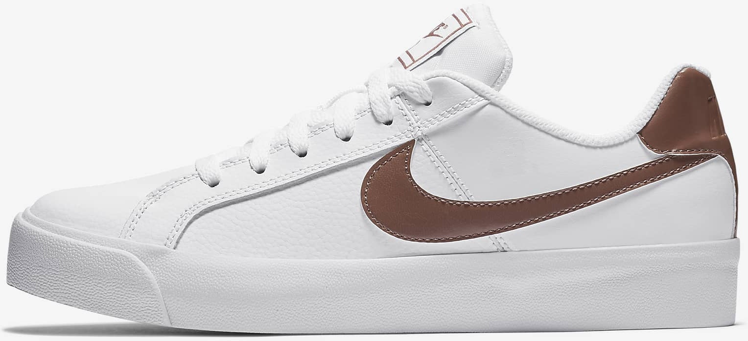 w-nike-court-royale-ac-ao-2810-101