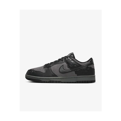 (W) Nike Dunk Low 'Black Roses'