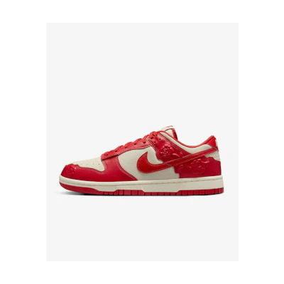 (W) Nike Dunk Low 'Roses'
