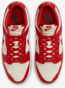 女款 Nike Dunk Low 篮球鞋 HF1986-100 Shop 女款 Nike Dunk Low 篮球鞋 HF1986-100