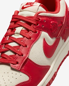 女款 Nike Dunk Low 篮球鞋 HF1986-100 Sizing 女款 Nike Dunk Low 篮球鞋 HF1986-100