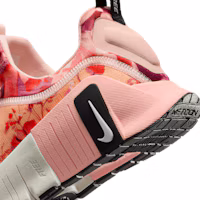 Cheap (W) Nike Free Metcon 6 AMP Edisi Eksklusif IB6902-600