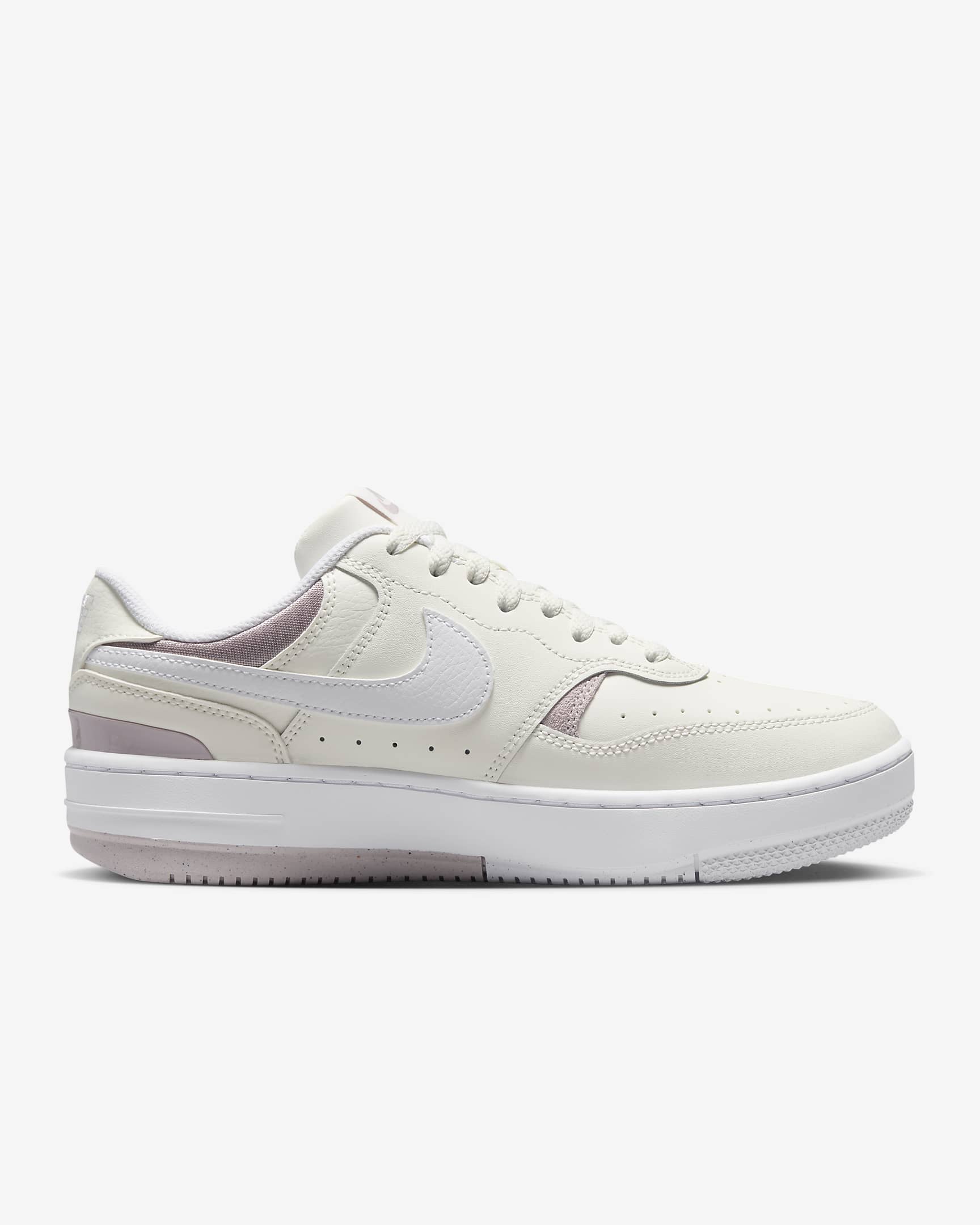 Lookbook （W）ナイキ ガンマフォース DX9176-114