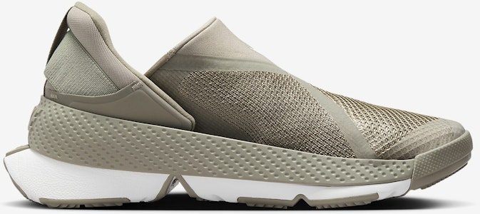 (N) ナイキ ゴー フライイーズ DR5540-300 Lookbook (N) ナイキ ゴー フライイーズ DR5540-300