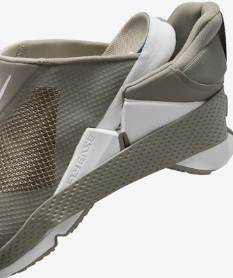 (W) Nike Go FlyEase Wanita DR5540-300 1