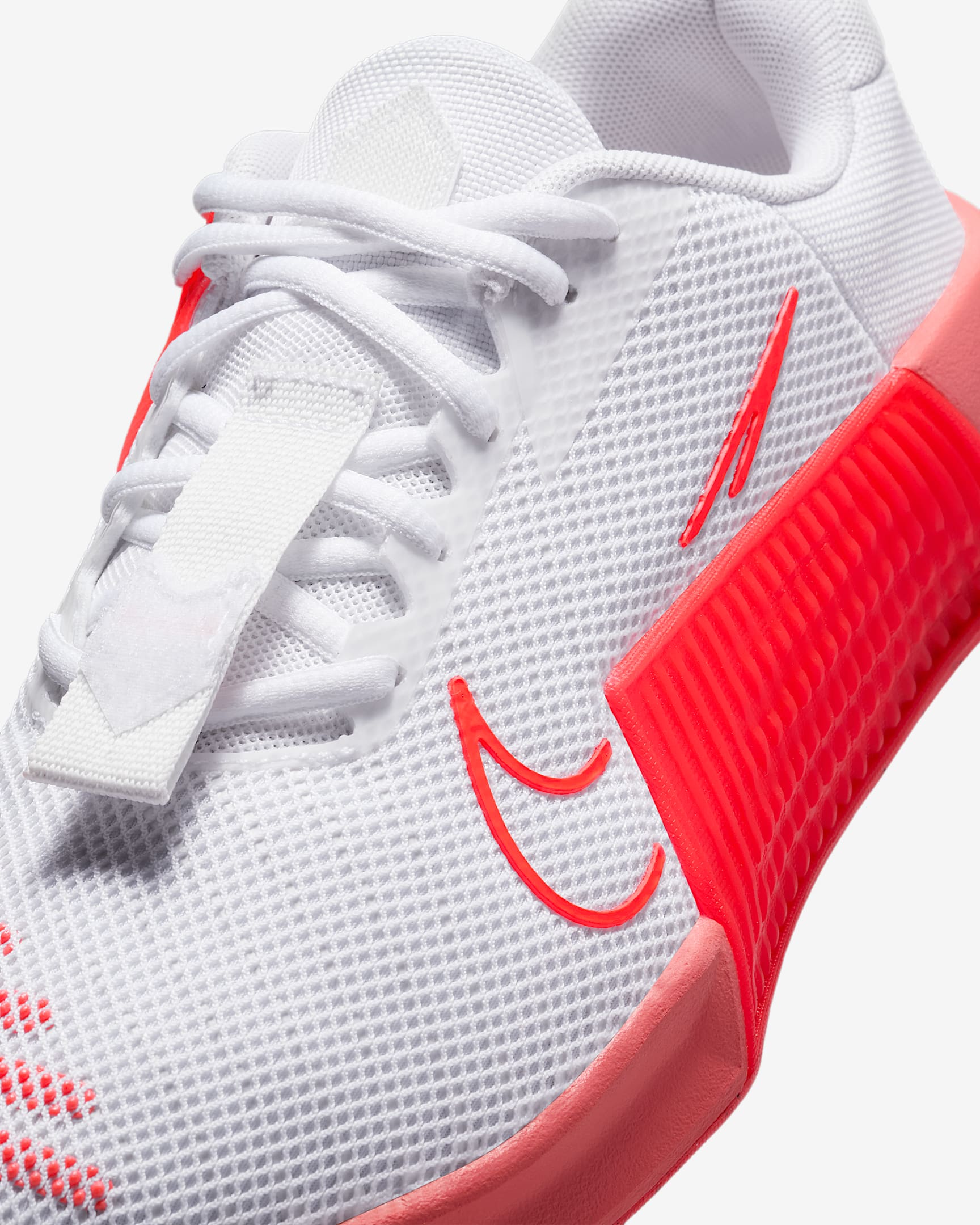 Sizing (W) Nike Metcon 9 [Eksklusif Penjualan Langsung] DZ2537-107