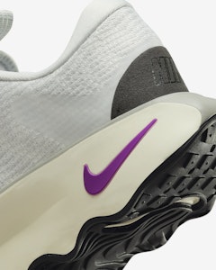 (W) Nike Motiva Wanita DV1238-009 1