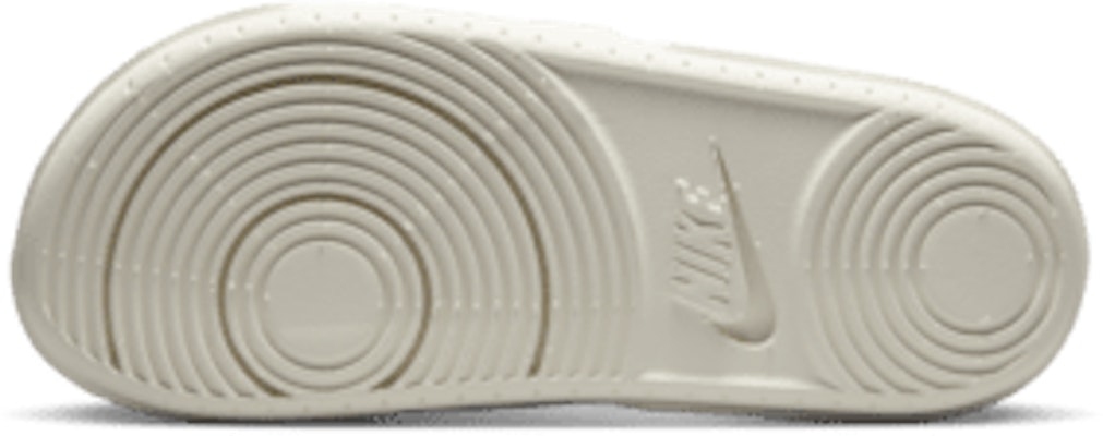 나이키 오프코트 슬라이드 (W) BQ4632-113 Lookbook 나이키 오프코트 슬라이드 (W) BQ4632-113