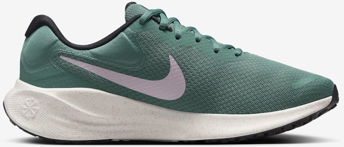 (W) 耐吉革命 7 女鞋 FB2208-301 Lookbook (W) 耐吉革命 7 女鞋 FB2208-301