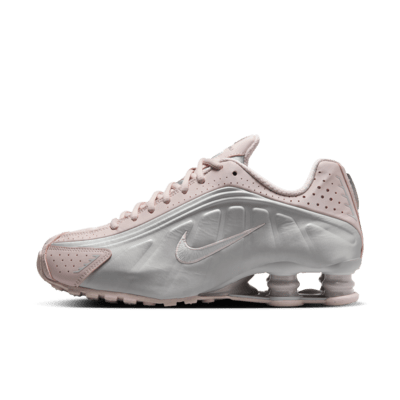 (Women) Nike Shox R4 &#x27;Barely Rose Metallic Platinum&#x27; AR3565-600