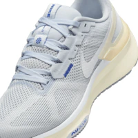 Sizing (女款)Nike Structure 25 DJ7884-011
