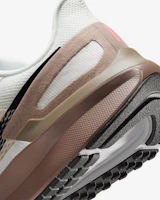 Cheap (W) Nike Structure 25 女款運動鞋 DJ7884-110