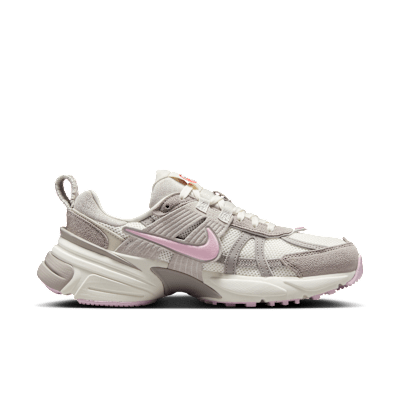 Lookbook （W）Nike V2K 跑鞋 HV5997-161