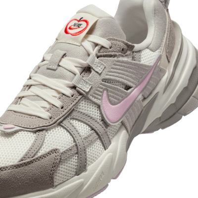 (Women) Nike V2K Run 'Valentine's Day 2025'