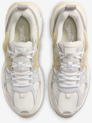 (W) Nike V2K Run Sneakers HV4314-030 Shop (W) Nike V2K Run Sneakers HV4314-030