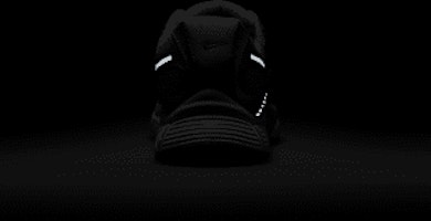 (W) Nike V5 RNR Wanita HQ7901-100 2