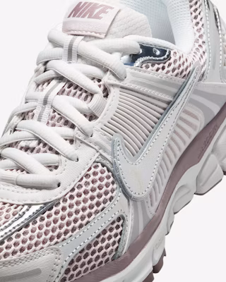 (Women) Nike Air Zoom Vomero 5 'Chrome Platinum Violet' HV6417-001 Sizing (Women) Nike Air Zoom Vomero 5 'Chrome Platinum Violet' HV6417-001