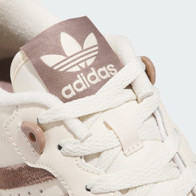 (W) Rivalry Low Wanita JH7987 Sizing (W) Rivalry Low Wanita JH7987