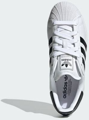 (W) SuperStar 2 经典运动鞋 JP9678 Lookbook (W) SuperStar 2 经典运动鞋 JP9678