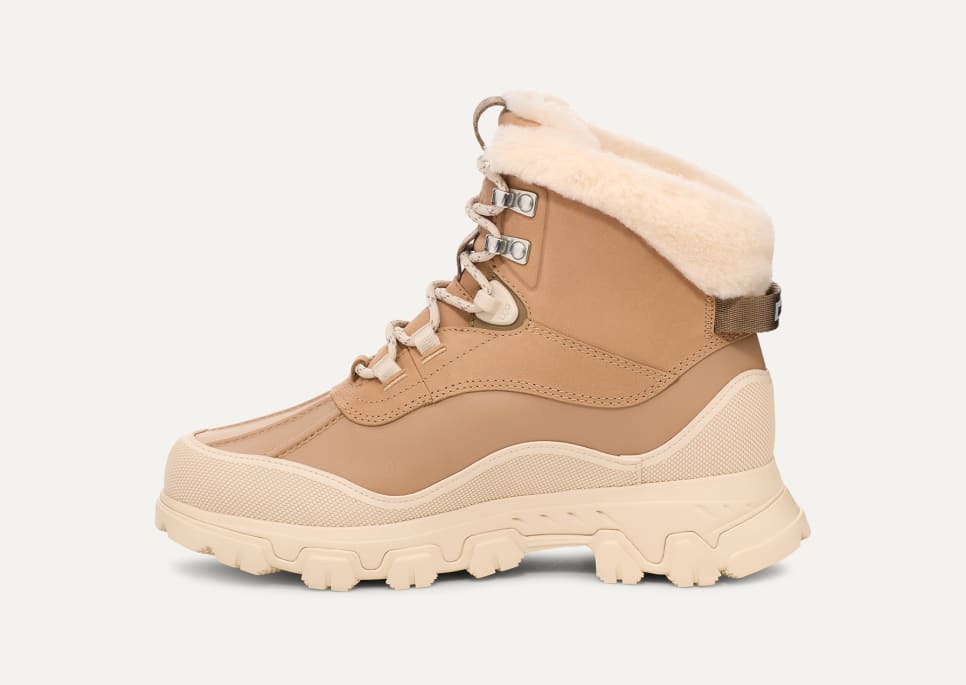 Lookbook (W) UGG Adirondack Meridian 登山靴 1169032