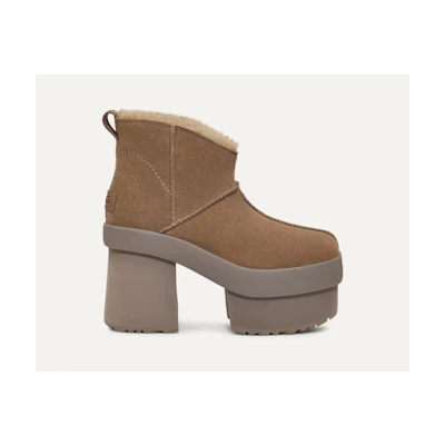 (W) UGG New Heights Platform Mini Boot Hickory