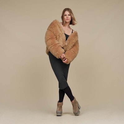 (W) UGG New Heights Platform Mini 'Hickory' 1157910 Sizing (W) UGG New Heights Platform Mini 'Hickory' 1157910