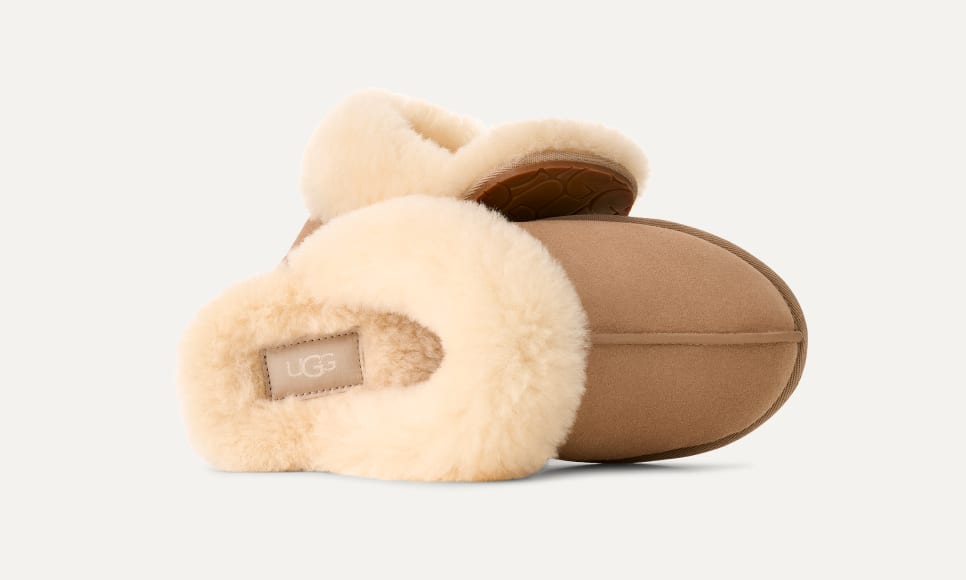 Shop (W) UGG Scuffette II Selipar Perempuan 1106872