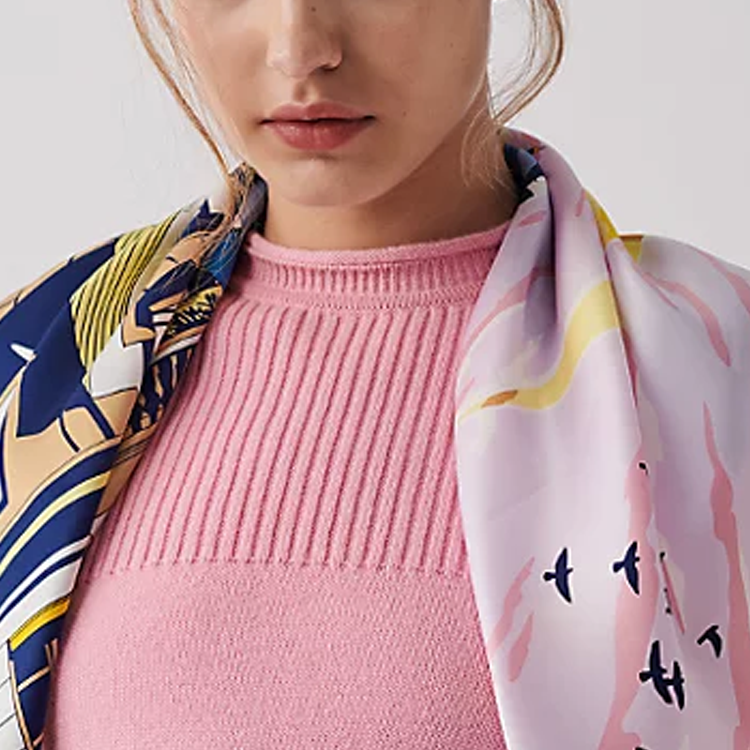 (Women) 2022 HERMES  Silk Scarf 70x70cm Midnight Faubourg Pink/Rose/Blue H982820S-17 圖 3