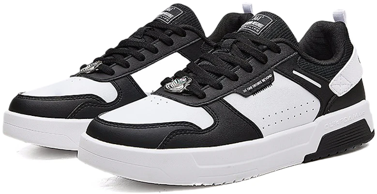 (W) 361° 極光彈力低筒運動鞋 '黑白配色' 682136611-5 Lookbook (W) 361° 極光彈力低筒運動鞋 '黑白配色' 682136611-5