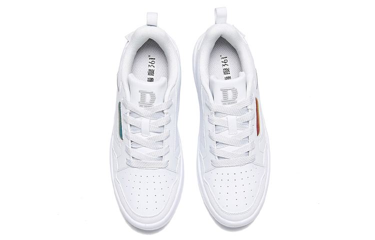 Lookbook (W) 361° Bounce Tech 'Putih Perak' 682016606-1